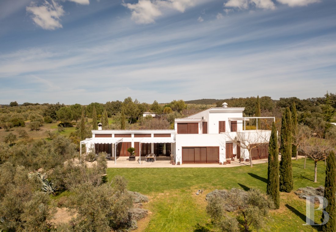Au sud de l’Espagne, près de Ronda, une villa d’architecte au cœur des terres andalouses - photo  n°21